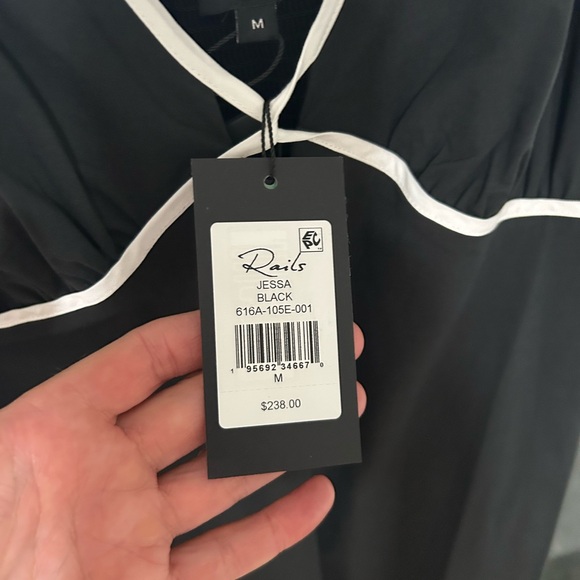 Rails Jessa Cutout Maxi Dress Adjustable Straps Contrast Trim Black White M NWT - Picture 7 of 11